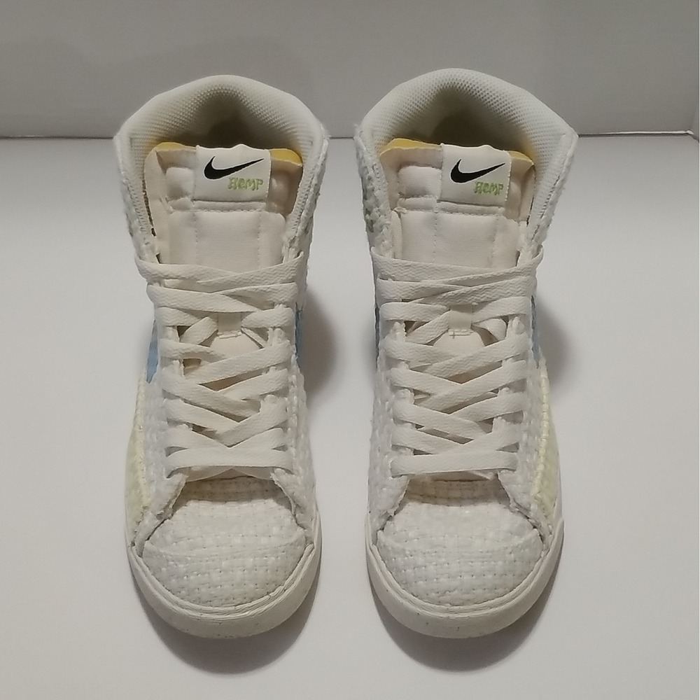 Nike  Wmns Blazer Mid'77 Next Nature "Hemp" Sneakers  DV2173-100
